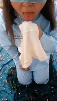 【伪娘和人妻】蓬头垢面的狗喜欢舔脚舔内裤 JS241230-52-HD绳艺资源网