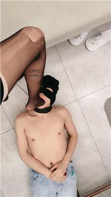 【zz女王】黑丝玉足狂舔/骑马狗链遛狗/镜前羞辱 JS241230-48 网友原创 第9张