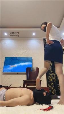 【颜主】礼仪小姐逮住偷拍贱奴 bf48809 网友原创 第17张