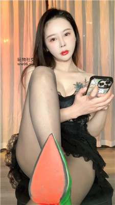 【熙熙】橱窗里都是福利    250203-21-HD绳艺资源网