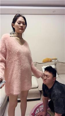【埋汰】品尝女朋友的玉足 bf49736-HD绳艺资源网