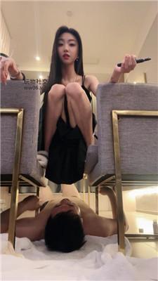 【凉子】漂亮网红把榜一大哥虐成狗【下】-双视角版 bf49735-HD绳艺资源网