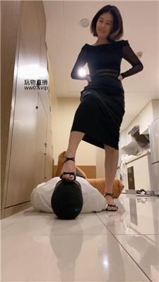 【甜味药丸】御姐范S-高跟凉鞋+小白鞋碾压踩 bf50749 网友原创 第19张