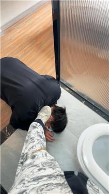 【橘子没熟】小白鞋踩虐/头压马桶舔圣水 JS250226-34-HD绳艺资源网