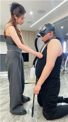 【麋鹿银儿】骑乘中面具升水呼吸/痛苦疼痛中强制闻味 bf50585 网友原创 第14张