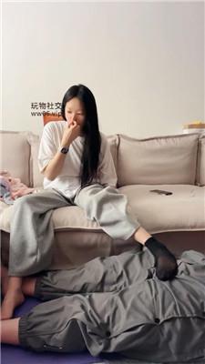 【埋汰】美足踩虐废物家奴 JS250217-8 艾彩调教库 第11张