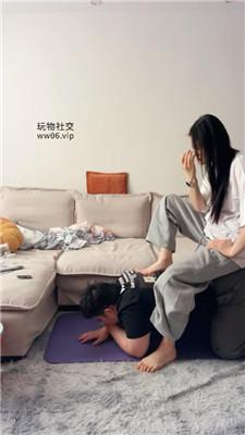 【埋汰】美足踩虐废物家奴 JS250217-8 艾彩调教库 第4张