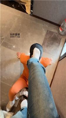【狗哥】帆布鞋踩踏/手捂口鼻/踢裆 bf50872-HD绳艺资源网
