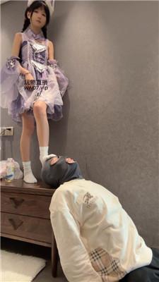 【猴歌】cos女神-皮鞋白袜-坐脸踩踏 bf50819 艾彩资料库 第9张