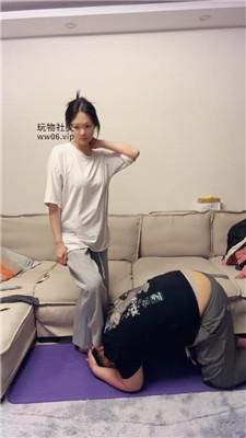 【埋汰】玉足美腿踩虐健身教练 JS250305-2 艾彩资料库 第2张