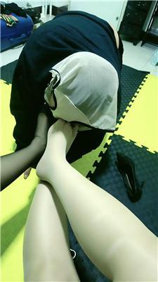 【安心】双S-高跟丝袜踩虐调 JS250302-34 艾彩资料库 第7张