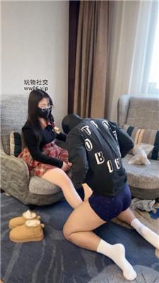 【小树】雪地靴捂一天白袜气味辱 JS250112-63 艾彩调教库 第16张