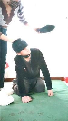 【银南女帝】嘴叼纸尿裤/鞋抽耳光/鞭打 JS250113-4 艾彩调教库 第2张