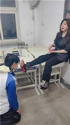 【魔鬼天使】真实教室场景调-老师教训学生奴【双视角版】JS250112-18 网友原创 第13张