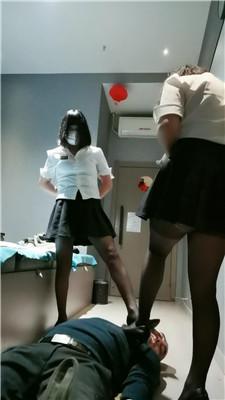 【西北傻子】双S-素人技师高跟黑丝踩踏 bf49237 艾彩调教库 第3张