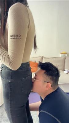 【埋汰】牛仔裤坐脸/原味棉袜脚踩虐 JS250109-31 艾彩调教库 第11张