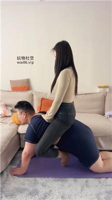 【埋汰】牛仔裤坐脸/原味棉袜脚踩虐 JS250109-31 艾彩调教库 第9张