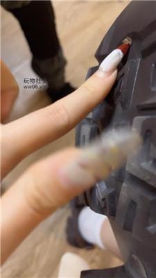 【九月】嘴洗袜子/骑马/皮鞋白袜清理舔 JS250111-11 艾彩调教库 第7张