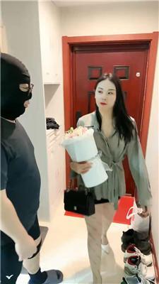【乔伊】碾压狗爪/抽耳光/胯下辱绿帽 bf49197-HD绳艺资源网