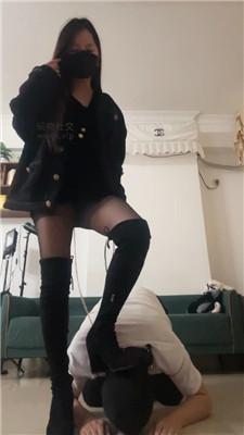 【漫漫】长靴踢裆/骑马狗链遛狗 bf49191 艾彩调教库 第6张