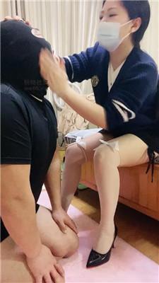 【小姨】高跟踩/虐乳/白丝脚喂酸奶舔 JS250109-25 艾彩调教库 第17张