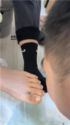 【Qi7】纹身小主深喉脚奴 bf51393 艾彩调教库 第13张