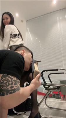 【佳禾】情侣奴-贱狗带自己的女友做奴 bf51398 艾彩调教库 第4张