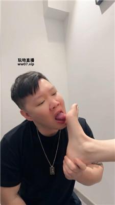 【佳禾】情侣奴-贱狗带自己的女友做奴 bf51398 艾彩调教库 第17张