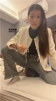 【伊未】腿绞坐脸/皮鞋白袜踩虐 JS250315-8 艾彩调教库 第6张