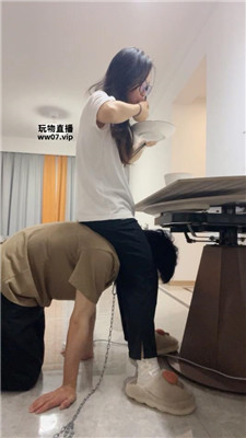 【南月女神】骑马伺候吃早餐-舔马桶-舔玉足 JS250314-7 艾彩调教库 第10张