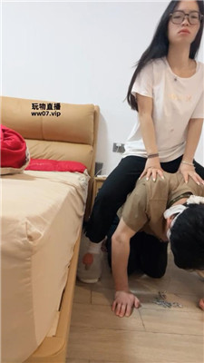 【南月女神】骑马伺候吃早餐-舔马桶-舔玉足 JS250314-7 艾彩调教库 第4张