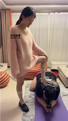【埋汰】白丝脚踩虐猥琐奴 JS250312-11 艾彩调教库 第14张