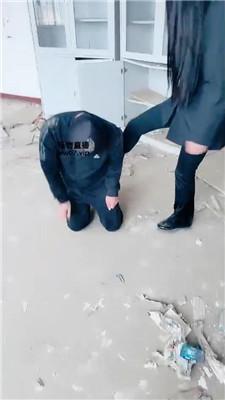 【营】户外-荒废教室惩罚学生奴【上】 JS250312-3 艾彩调教库 第12张