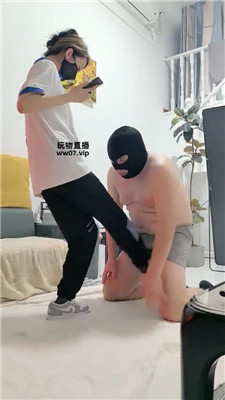 【车厘子】学生主-运动鞋踢踹踩老师 bf51299-HD绳艺资源网