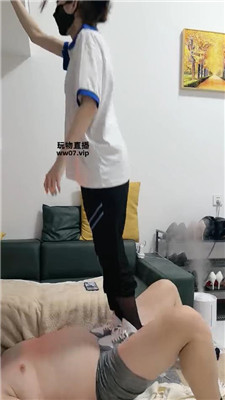 【车厘子】学生主-运动鞋踢踹踩老师 bf51299 艾彩调教库 第13张