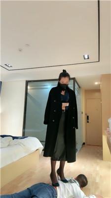 【多多】高跟踩踏/黑丝美腿诱惑 JS250312-23 艾彩调教库 第7张