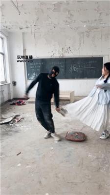 【大小姐】户外-荒废教室惩罚学生奴【下】 JS250312-4 艾彩调教库 第7张