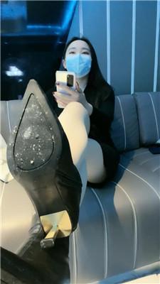 【斯羽情侣主】KTV-情侣主-脏鞋踩虐绿帽【双视角版】 JS250318-12 艾彩调教库 第17张