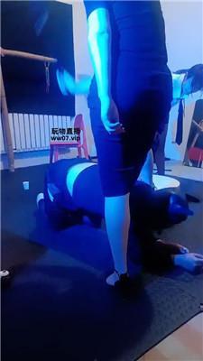 【九创女团】臭脚丫深喉专场【双视角版】 JS250318-18 艾彩调教库 第19张