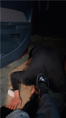 【刘二狗】户外短靴黑袜玉足虐 JS250318-19 艾彩调教库 第17张