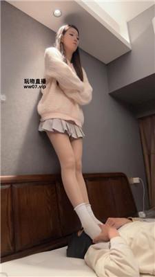 【猴歌】白袜脚踩-坐脸窒息 bf51446 艾彩调教库 第8张