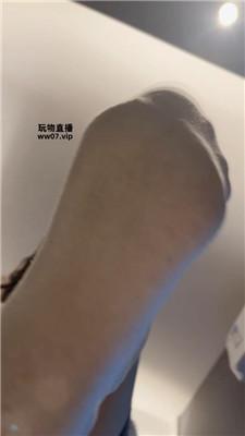 【伊未】皮鞋白袜踩/坐脸腿绞 bf51407 艾彩调教库 第7张