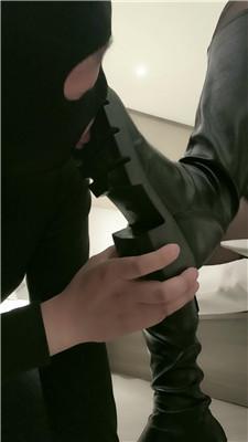 【樊樊】脏鞋白袜黑丝气味辱 JS250316-7 艾彩调教库 第5张
