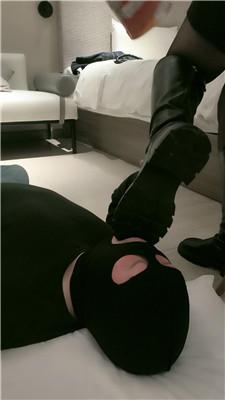 【樊樊】脏鞋白袜黑丝气味辱 JS250316-7 艾彩调教库 第6张