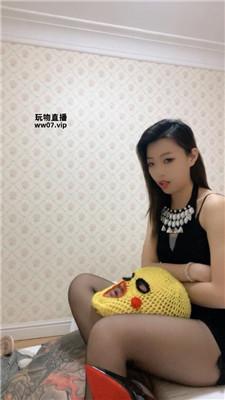 【依依】腿绞窒息纹身大哥 JS250316-28 艾彩调教库 第3张