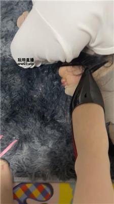 【鹿s】高跟踩虐骚母狗 JS250324-22 艾彩调教库 第2张