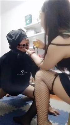 【反差】骑马狗爬-强迫圣水-鞭打 JS250324-21 艾彩调教库 第19张