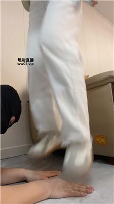 【深情】学生主-超脏鞋碾压狗爪 bf51676 艾彩调教库 第2张