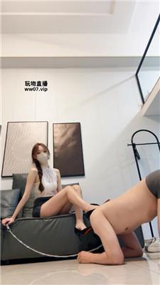 【楚楚】吮吸脚趾缝/高跟踩踏 bf51684 艾彩调教库 第9张