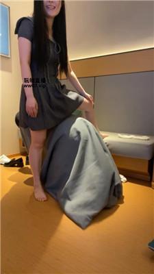 【婉纱】日系小主-麻袋全包囚禁-皮鞋白袜辱 bf51621 艾彩调教库 第14张